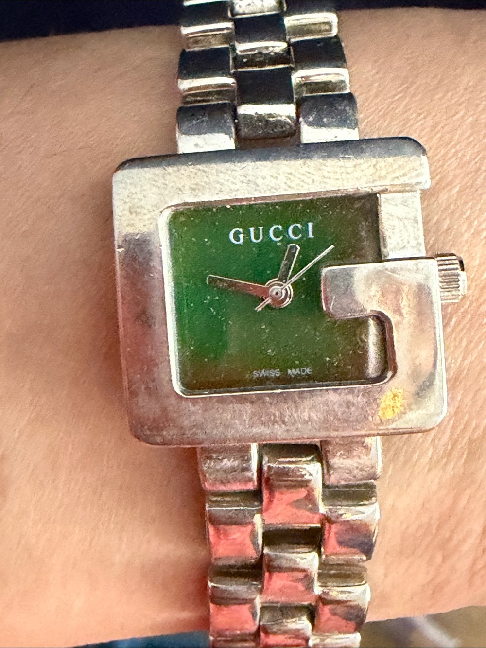 Gucci Silver Bracelet Watch with Green Dial - Picture 4 of 6